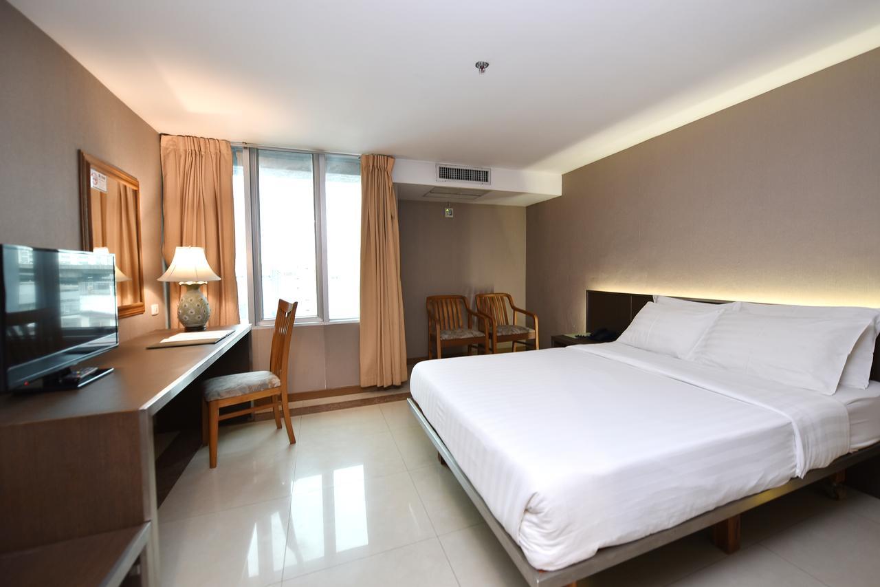 Bangkok City Suite Exteriör bild